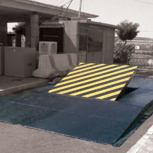 RB980CR Sabre Road Blocker