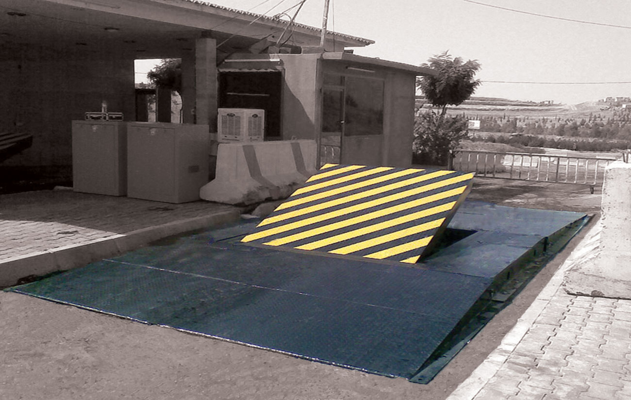 RB980CR Sabre Road Blocker